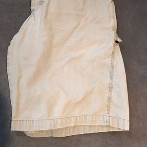 Men’s cargo/khaki shorts